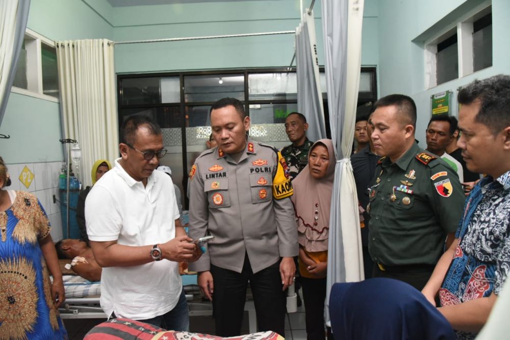 Kapolres Bondowoso dan Forkopimda Kunjungi Lokasi Puting Beliung