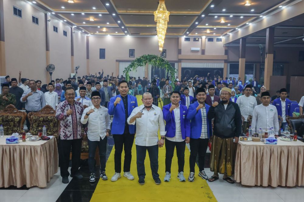 Ketua DPD RI AA LaNyalla Mahmud Mattalitti saat kunjungan ke Pamekasan