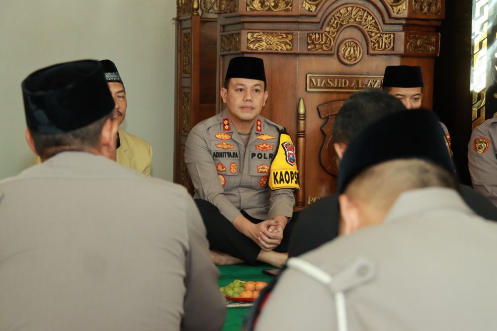 Kapolres Gresik AKBP Adhitya Panji Anom