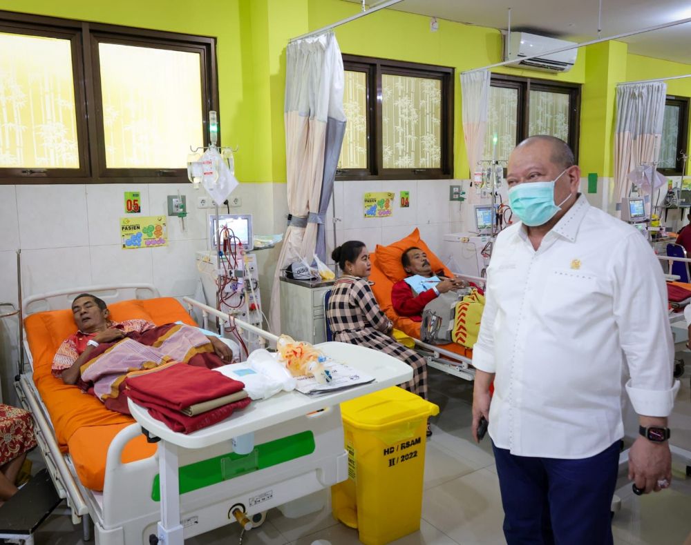 Ketua DPD RI AA LaNyalla Mahmud Mattalitti kunjungi RS Anwar Medika Sidoarjo