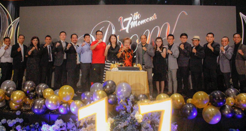 Mercure Surabaya Grand Mirama Rayakan 17th Anniversary, Gelar Pesta Prom Night