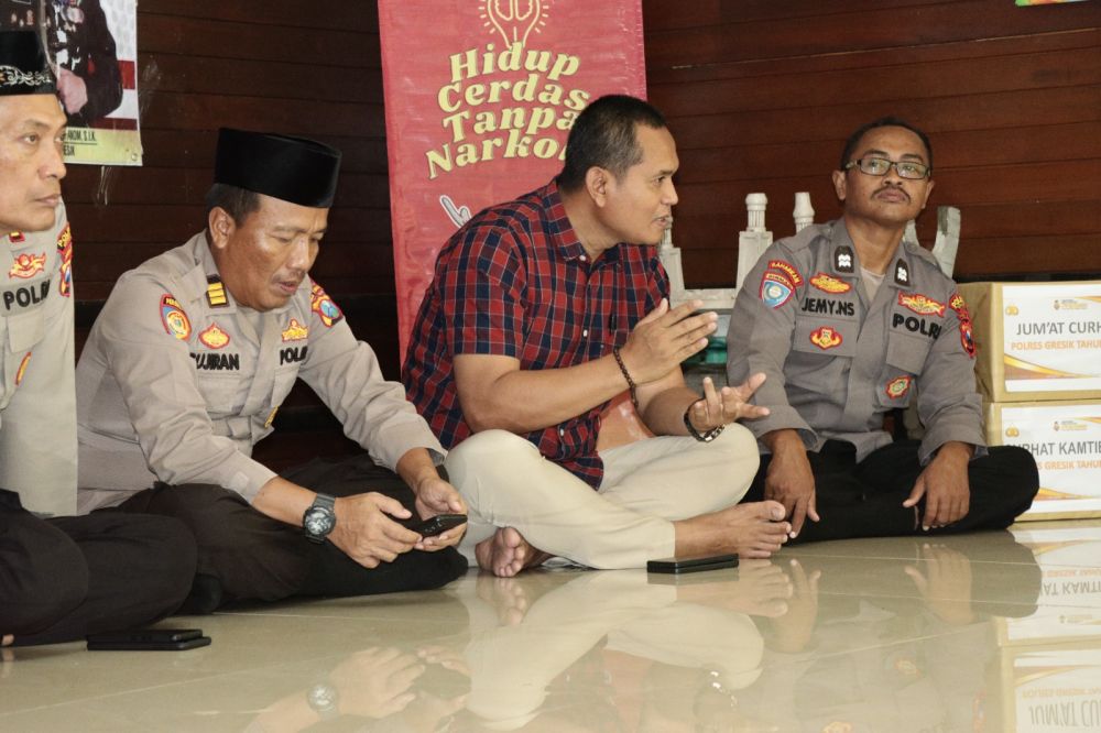 Polres Gresik Jum'at curhat di Sunan Prapen Giri Kebomas