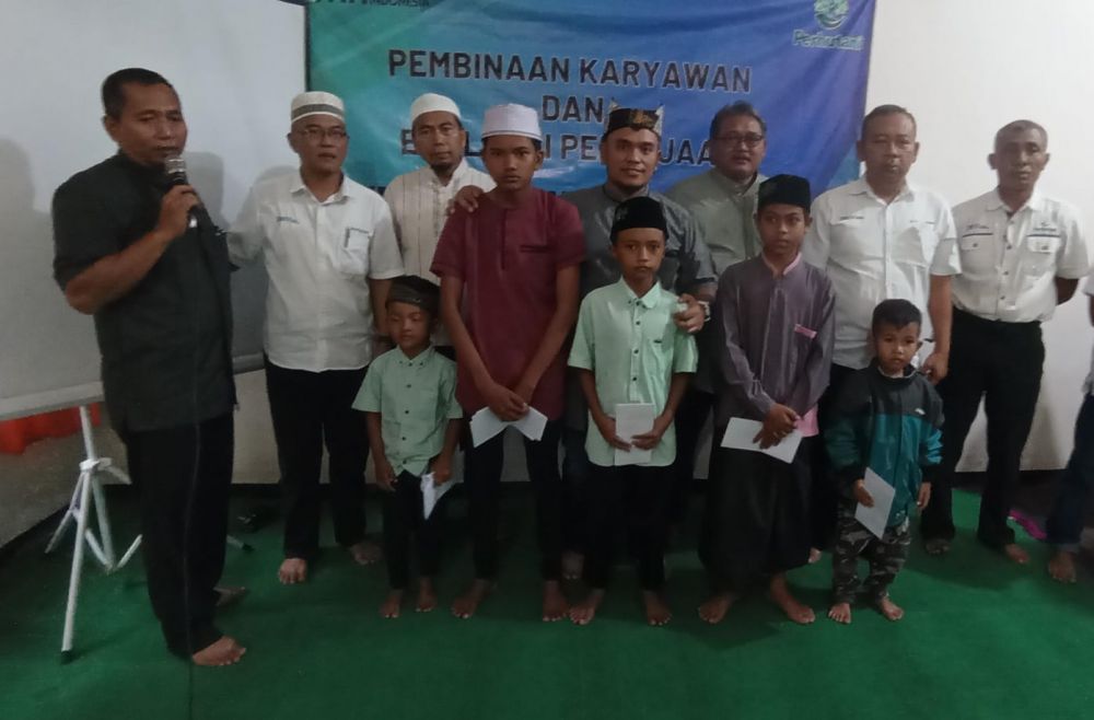 Perhutani KPH Banyuwangi Barat Santuni anak yatim 