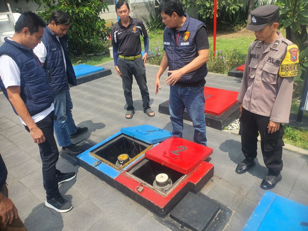 Satreskrim Polres Pelabuhan Tanjung Perak Surabaya sidak SPBU Surabaya Utara