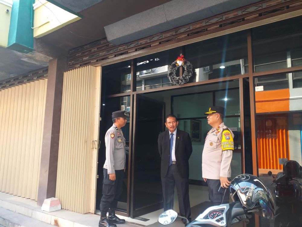 Polres Gresik lakukan pengamanan saat peringatan Isa Al-Masih