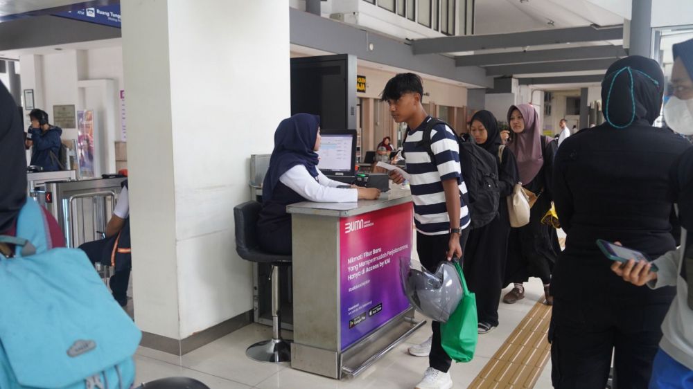 Pelanggan KAI Daop 8 Surabaya Meningkat 20%, Libur Panjang 8-12 Mei
