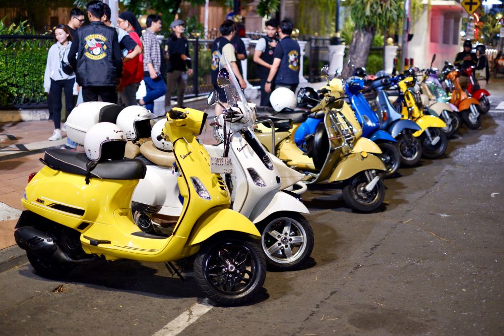 Komunitas Vespa Kota Surabaya 