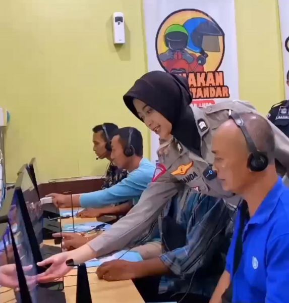 Polwan Polres Tulungagung edukasi para Disabilitas