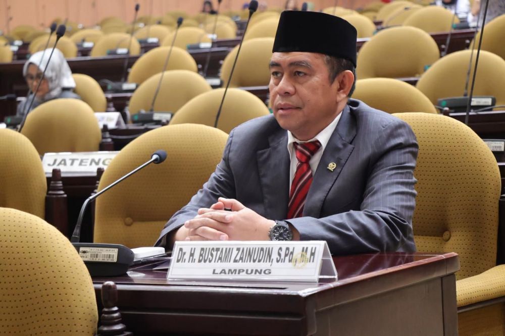Bustami Zainudin anggota DPD RI dapil Lampung