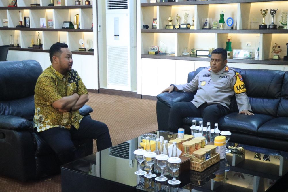 Kapolres Gresik AKBP Arief Kurniawan kunjungan ke Bupati Gresik Gus Yani