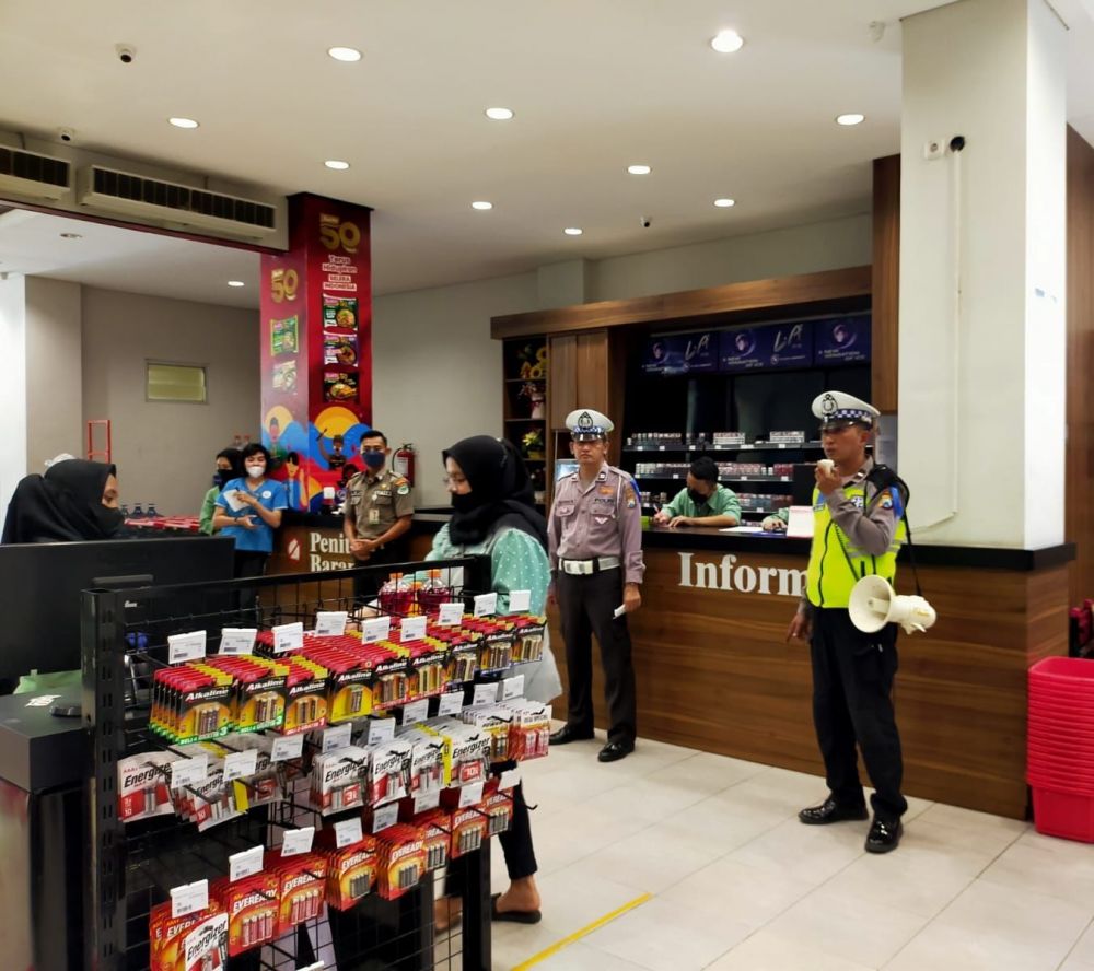 Satlantas Polres Bondowoso Sosialisasi Kamseltibcar Lantas Dalam Rangka Operasi Patuh Semeru 2024