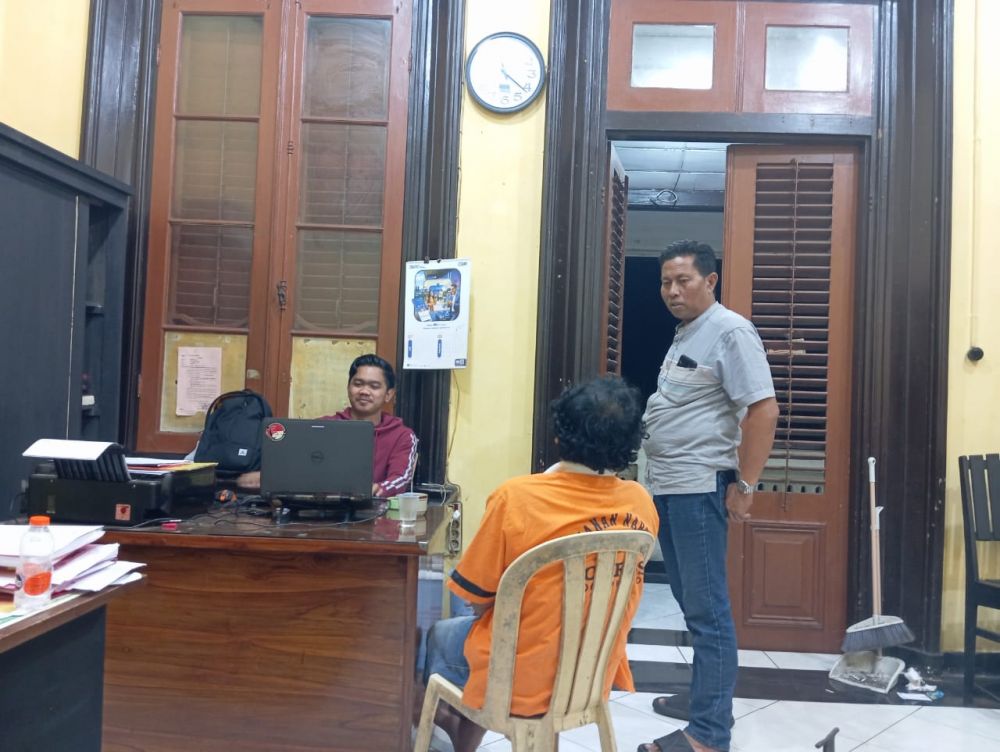 Polisi tangkap tersangka beserta barang buktinya 