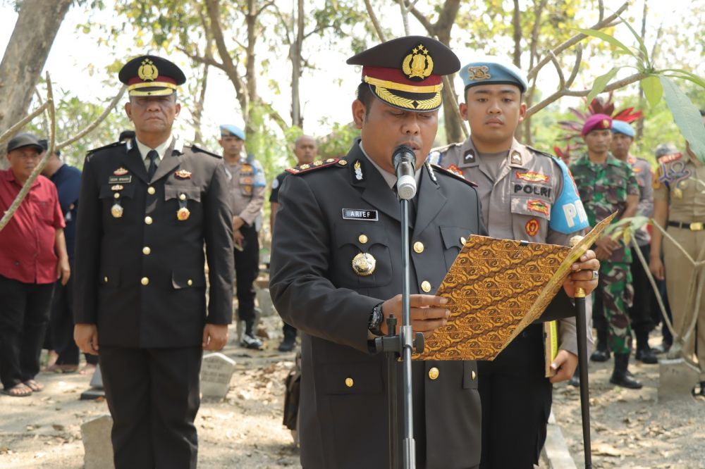 Kapolres Gresik AKBP Arief Kurniawan 