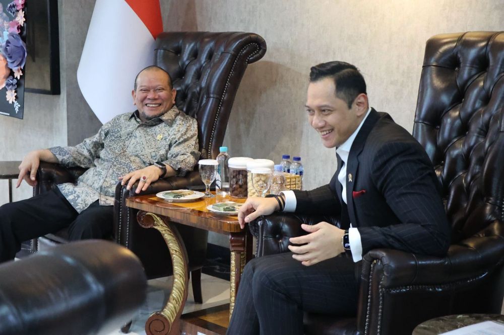 Ketua DPD RI AA LaNyalla Mahmud Mattalitti terima kunjungan menteri ATR BPN RI Agus Harimurti Yudhoyono (AHY)