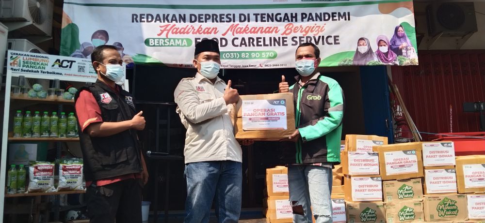 ACT Surabaya salurkan bantuan melalui Garda (gabungan aksi roda dua)
