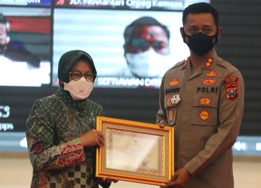 Kapolres Malang AKBP Bagoes Wibisono terima penghargaan dari Kemensos RI