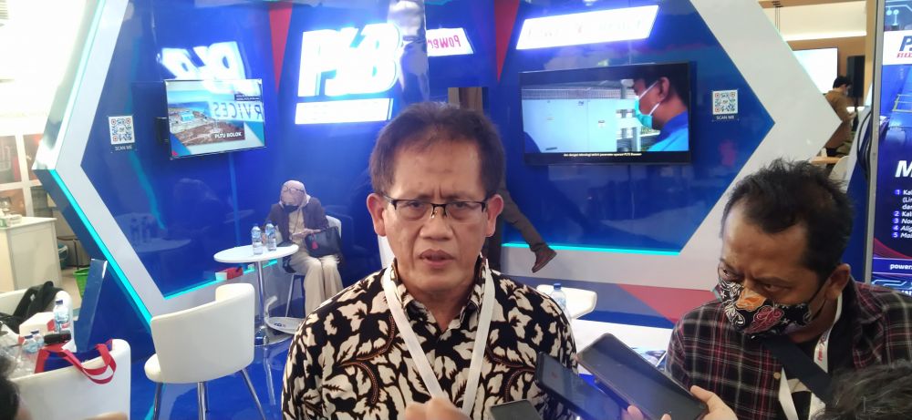 Dirut PJB Service Teguh Wijayanto saat memberikan keterangan
