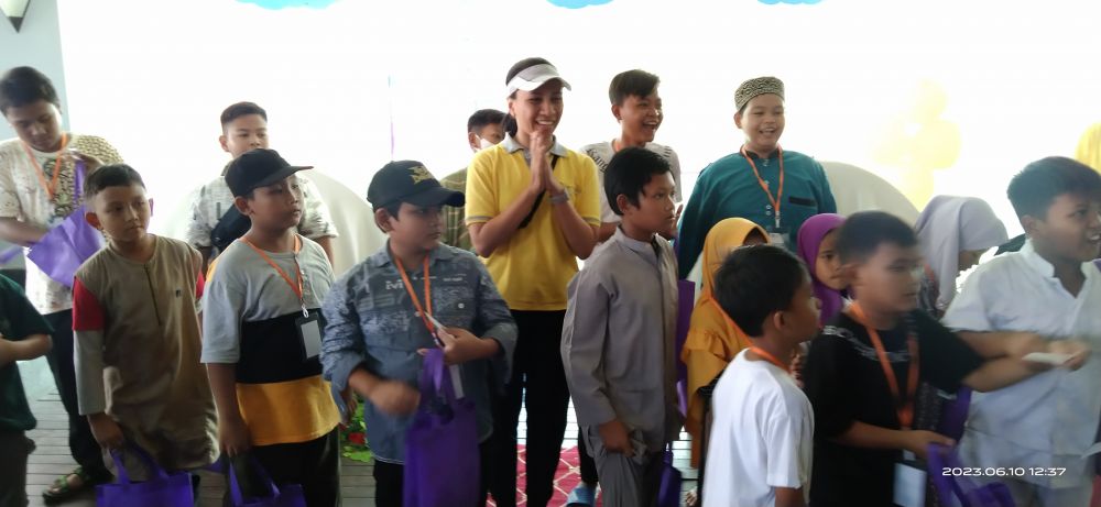 Quest Hotel Darmo Surabaya rayakan HUT ke-9 bersama Positive Community