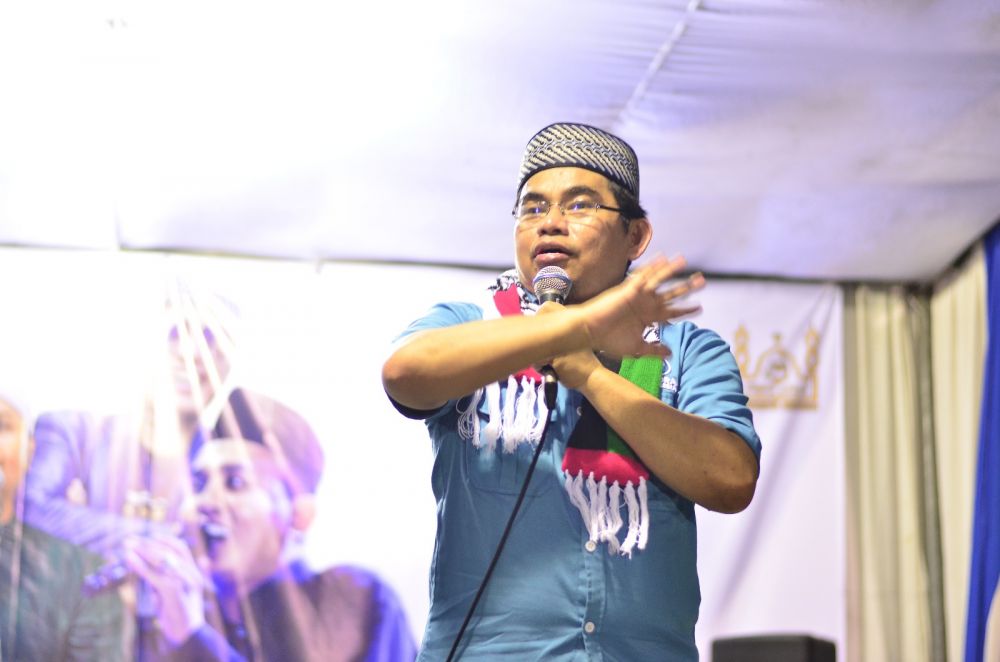 Doddy Eka Putra Caleg DPR RI Dapil 1 Jatim Bareng Warga Kalibokor Bersholawat Sambut Tahun Baru 2024